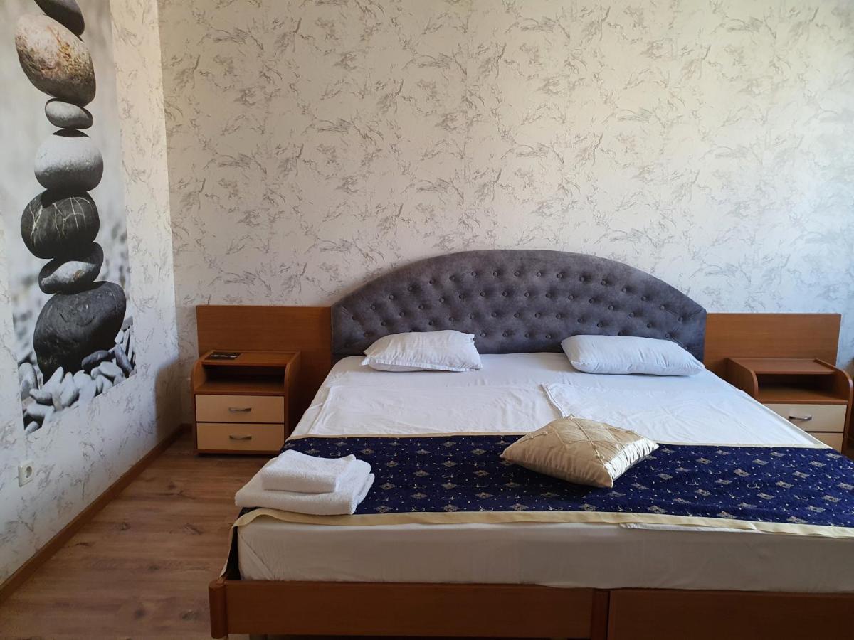 Hotel Dobrudja Dobrics Kültér fotó