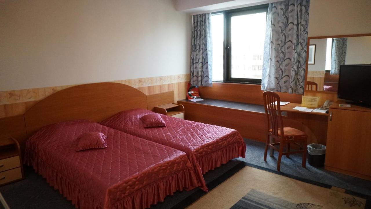 Hotel Dobrudja Dobrics Kültér fotó